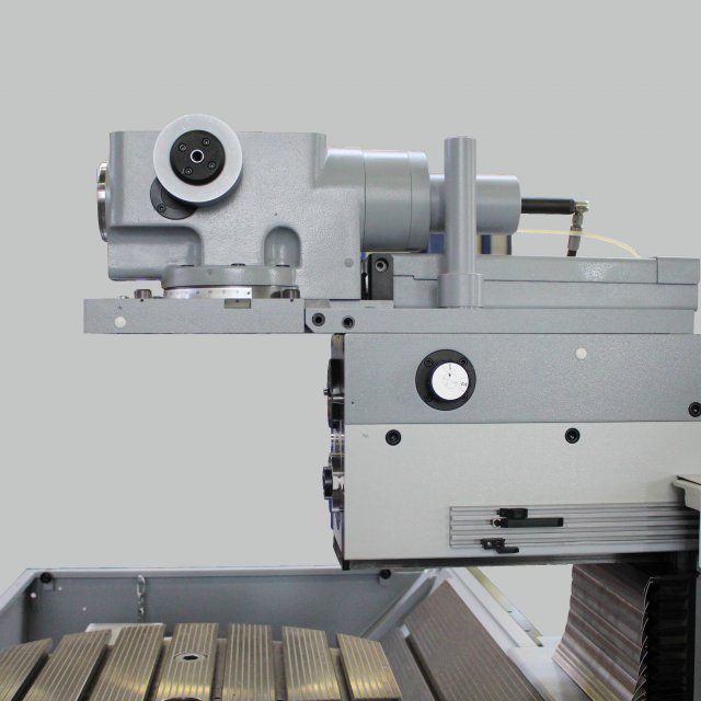 DECKEL FP42 NC 2387-100 MIT SIEMENS 840D SL STEUERUNG - von FPS generalüberholt - Bedienung CNC ohne Handrad