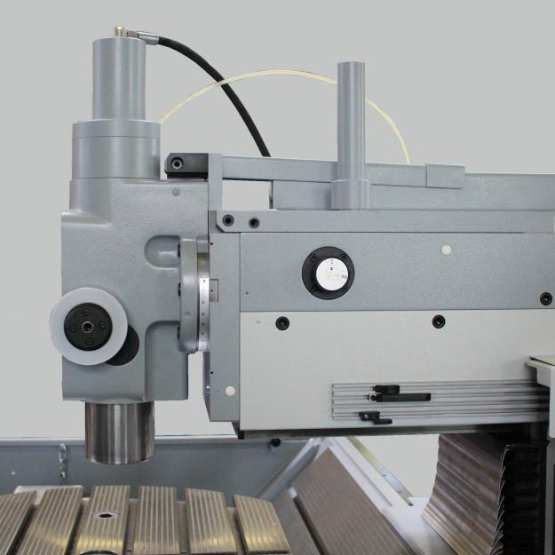 DECKEL FP42 NC 2387-100 MIT SIEMENS 840D SL STEUERUNG - von FPS generalüberholt - Bedienung CNC ohne Handrad