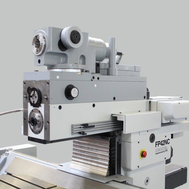 DECKEL FP42 NC 2387-100 MIT SIEMENS 840D SL STEUERUNG - von FPS generalüberholt - Bedienung CNC ohne Handrad