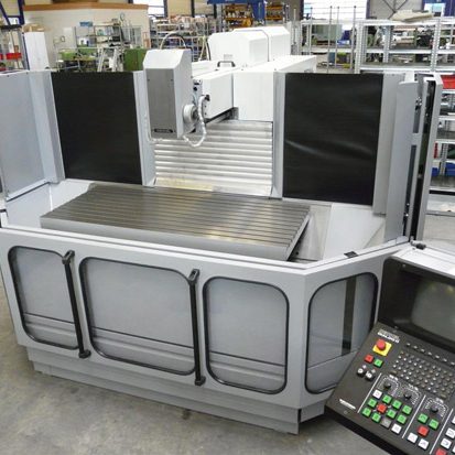 DECKEL FP50 CC 2813 MIT DECKEL DIALOG 11 STEUERUNG BETTMASCHINE / X-1200MM - von FPS generalüberholt - Bedienung CNC ohne Handrad