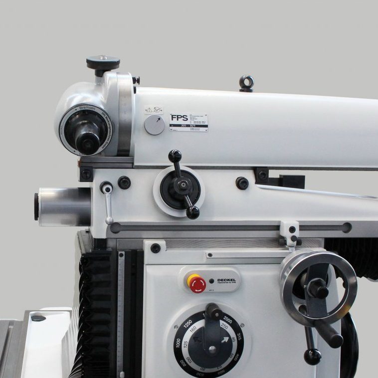 DECKEL FP2 2200 KONVENTIONELL mit Sonderverfahrweg X 500mm - von FPS generalüberholt - Bedienung manuell