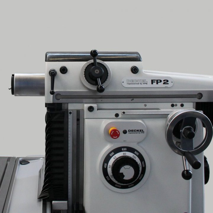 DECKEL FP2 2202 KONVENTIONELL STANDARD X-400MM - von FPS generalüberholt - Bedienung manuell